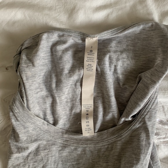 Lululemon Cut Back Crop Tank Size 2 - Picture 6 of 6